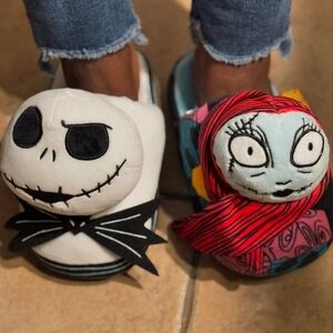 Ground Up Nightmare Before‎ Christmas Jack & Sally Womens Plush Slip-On Slippers